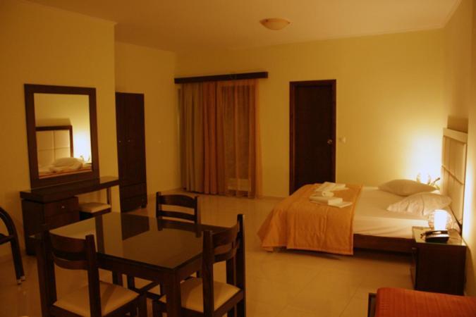 Sandy Suites Kalamaki  Exterior photo
