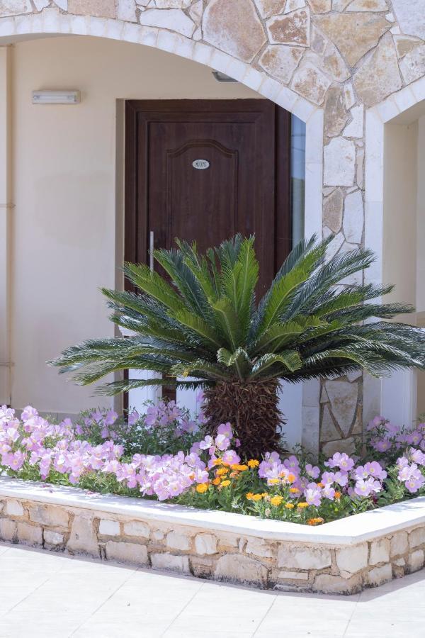 Sandy Suites Kalamaki  Exterior photo